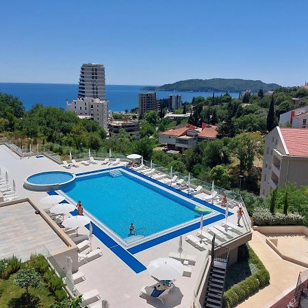 Comfort Studio With Sea View And Swimming Pool Bečići Kültér fotó