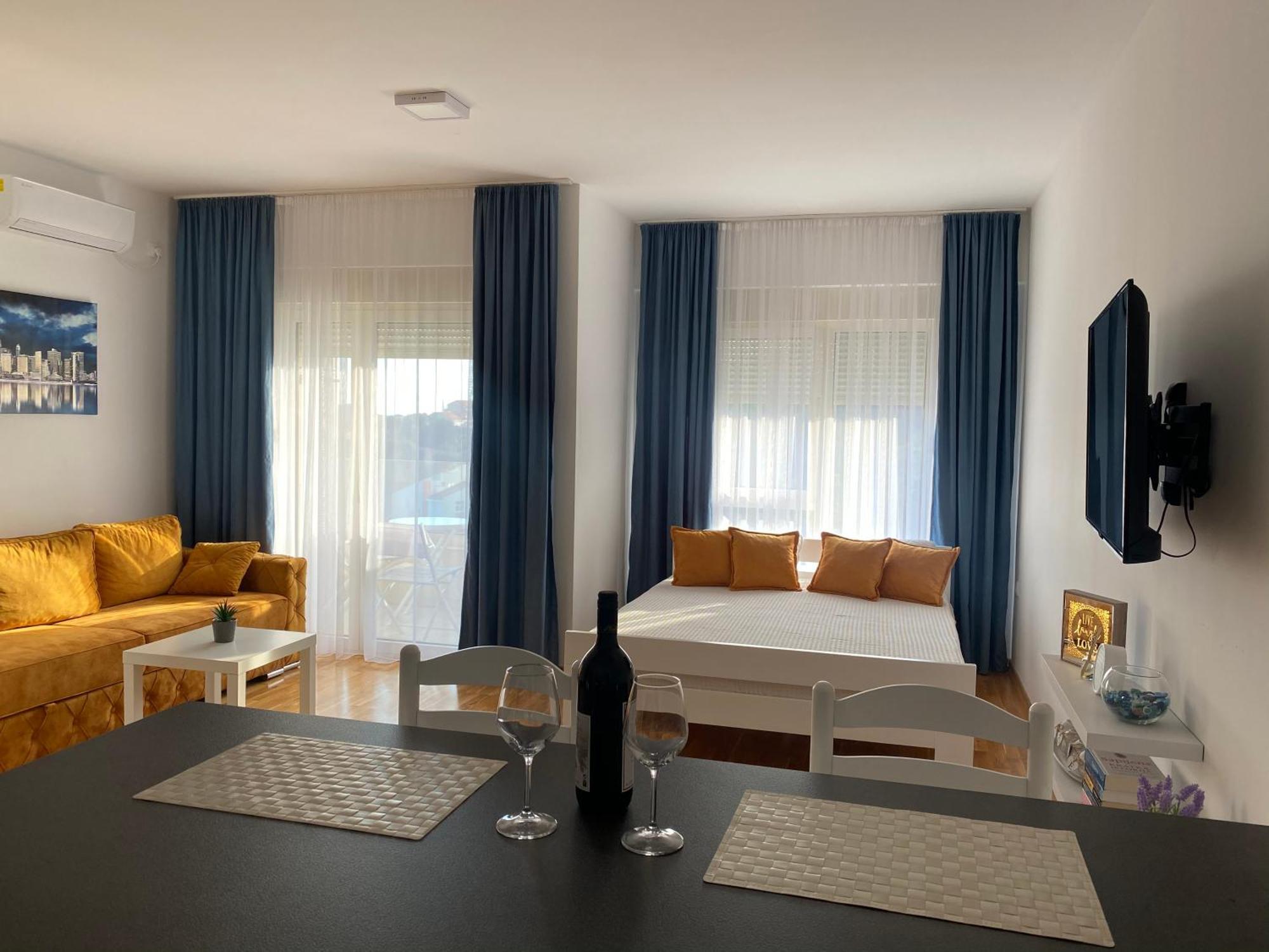 Comfort Studio With Sea View And Swimming Pool Bečići Kültér fotó