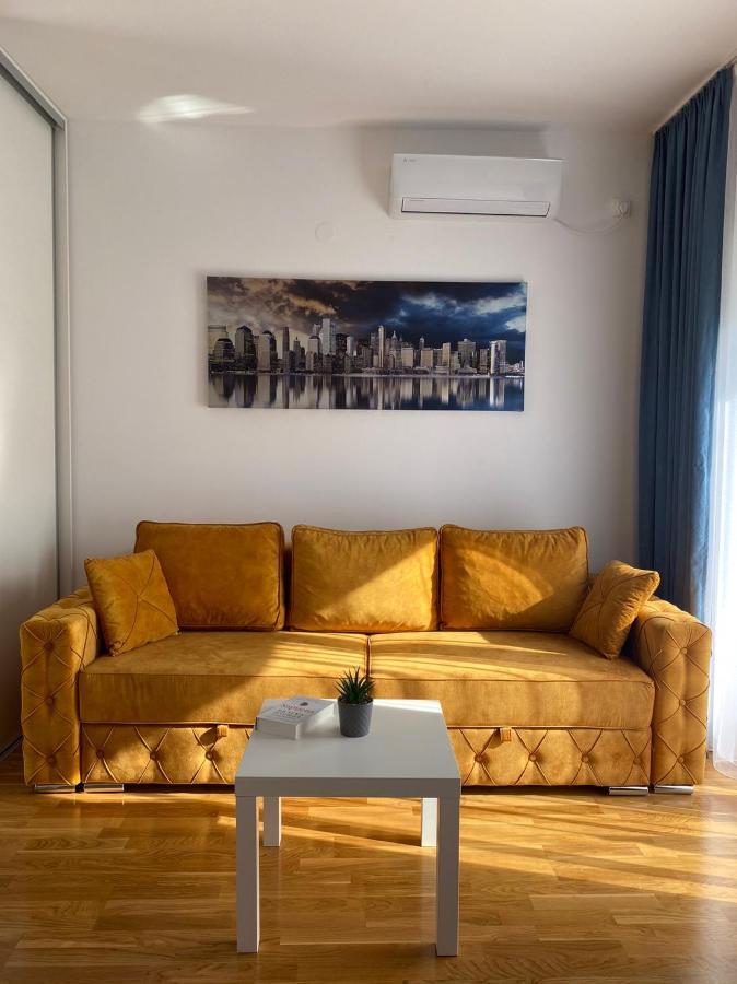 Comfort Studio With Sea View And Swimming Pool Bečići Kültér fotó