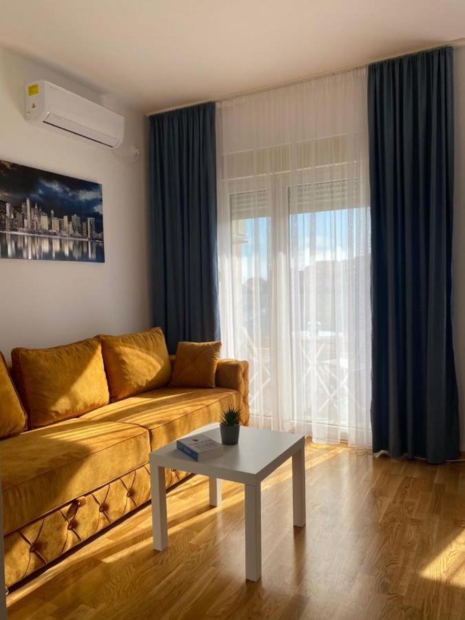 Comfort Studio With Sea View And Swimming Pool Bečići Kültér fotó