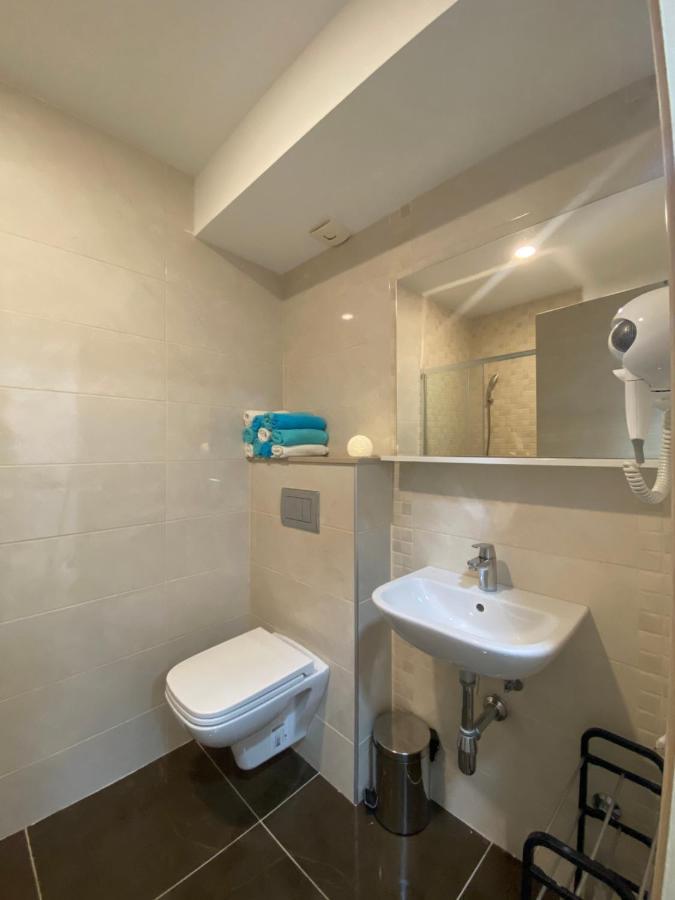 Comfort Studio With Sea View And Swimming Pool Bečići Kültér fotó