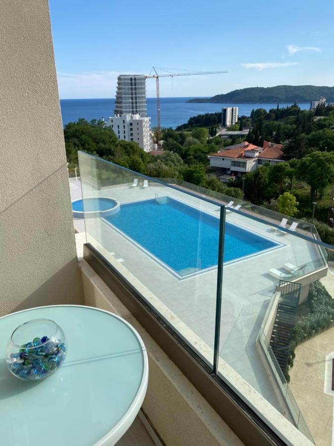 Comfort Studio With Sea View And Swimming Pool Bečići Kültér fotó