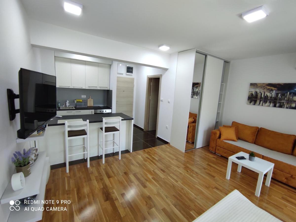 Comfort Studio With Sea View And Swimming Pool Bečići Kültér fotó