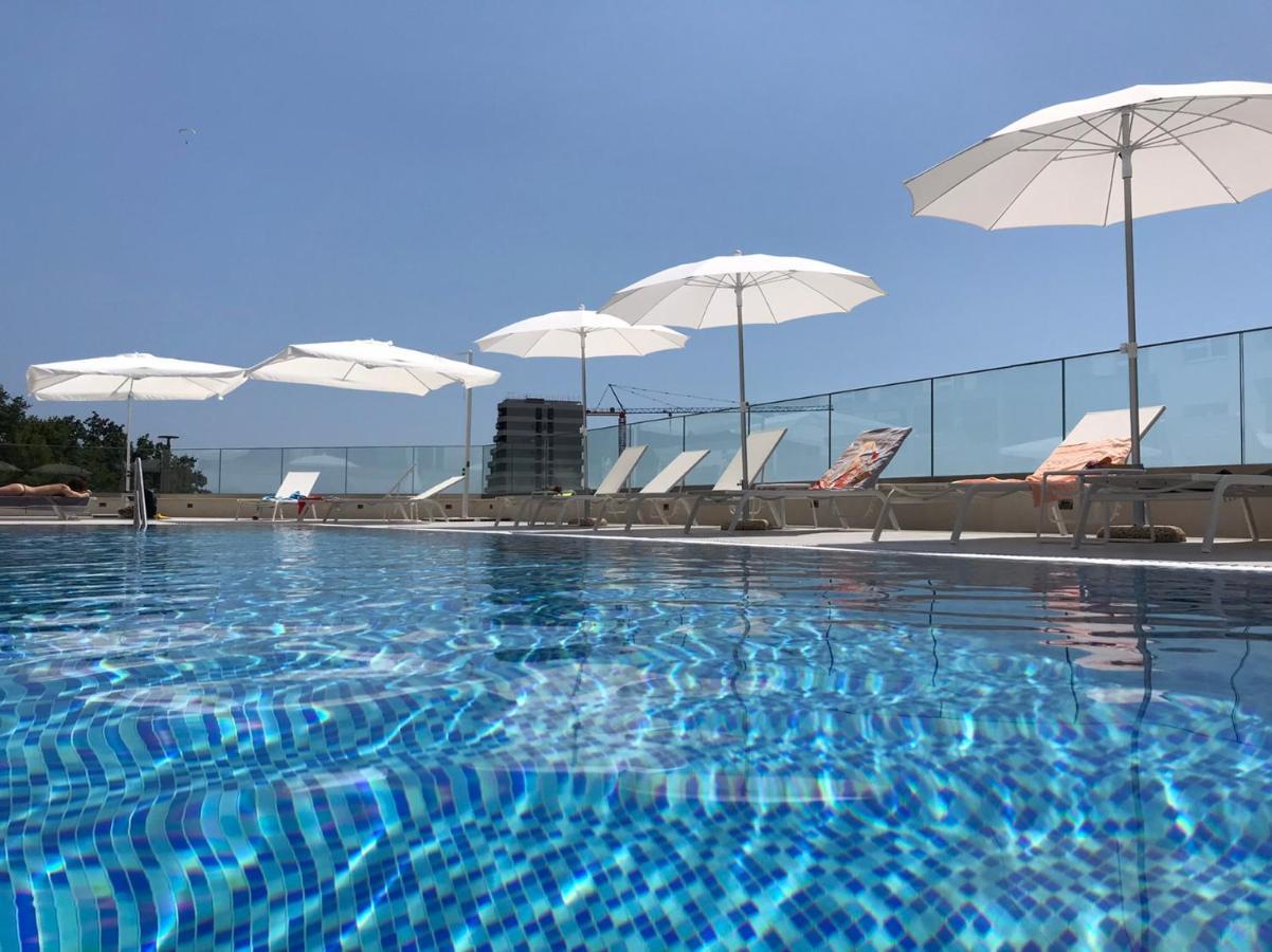 Comfort Studio With Sea View And Swimming Pool Bečići Kültér fotó